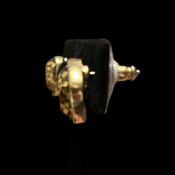 Vintage Roman Metallic Post Earrings - Picture 3 of 4